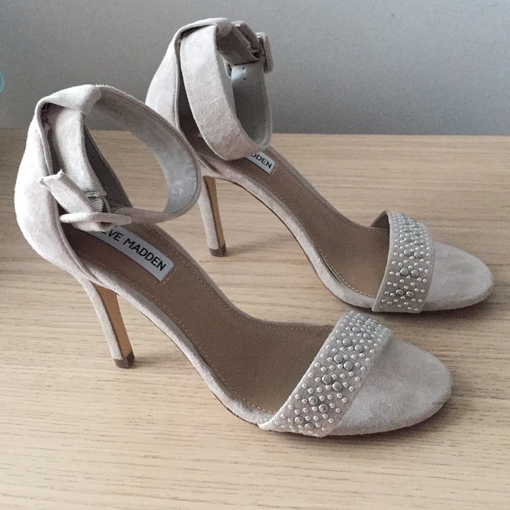 Like New Steve Madden Ankle Strap Heel Taupe 7.5
